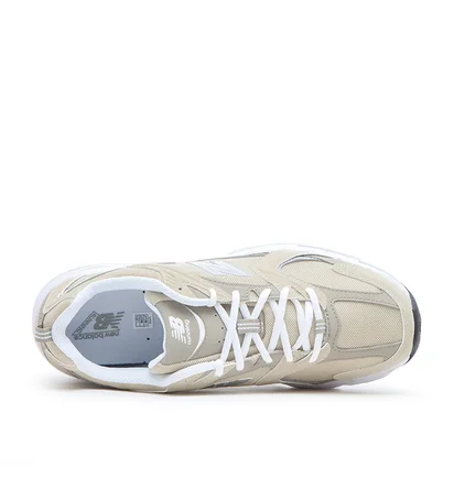 New Balance MR530 (Beige)