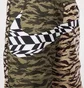 Nike NSW Printed Swoosh Woven Shorts (oliv / weiß)