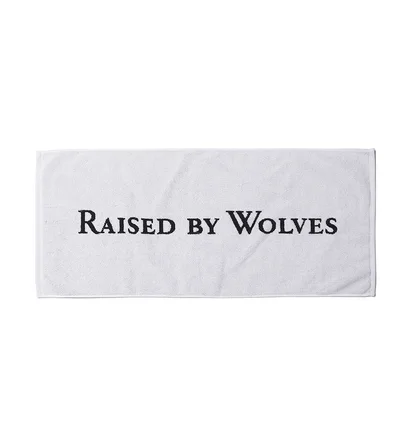 Raised by Wolves Sports Towel (Schwarz / Weiß)