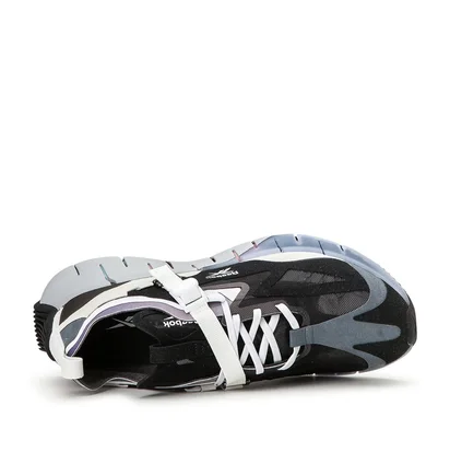 Reebok ZIG Kinetica Concept_Type 1 (Schwarz / Beige)