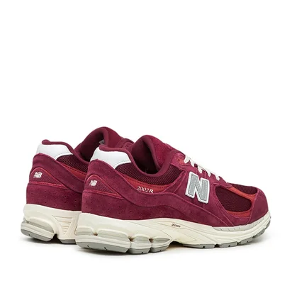 New Balance M2002RHA 'Higher Learning Pack' (Rot)