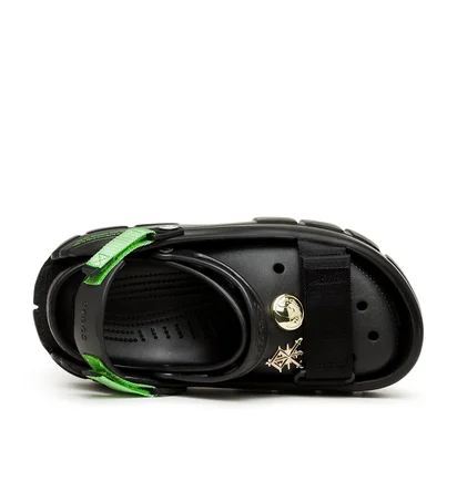 Sankuanz x Crocs Classic Clog (Schwarz)