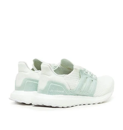 adidas x Parley Ultra Boost 6.0 DNA Non Dyed (Weiß)