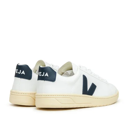 VEJA Pack Man Urca CWL (Weiß / Blau)