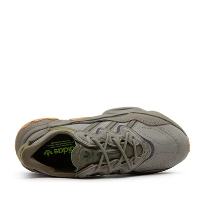 adidas Ozweego (Oliv)