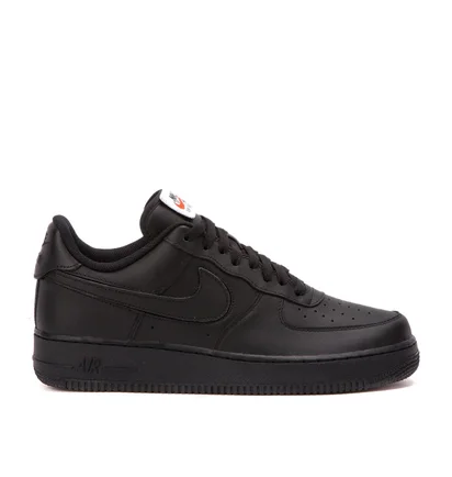 Nike Air Force 1 '07 Low QS “Swoosh Pack” (Schwarz)