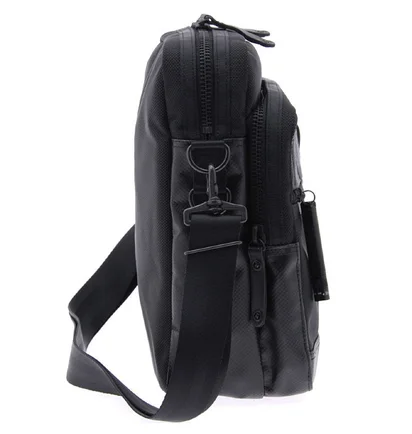 Porter by Yoshida Heat Shoulder Bag (Schwarz)