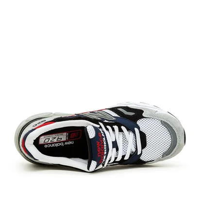 New Balance M920GKR 'Made in England' (Grau / Schwarz / Rot)