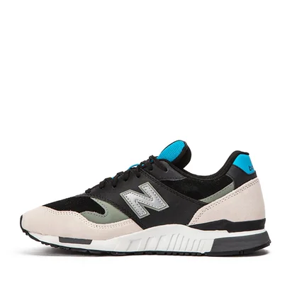 New Balance ML840 NTB (Schwarz)
