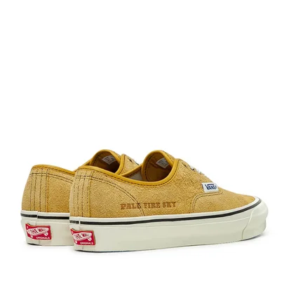Vans Vault x Julian Klincewicz OG Authentic SP LX (Ocker)