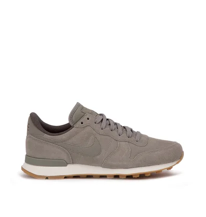Nike WMNS Internationalist SE (Khaki)