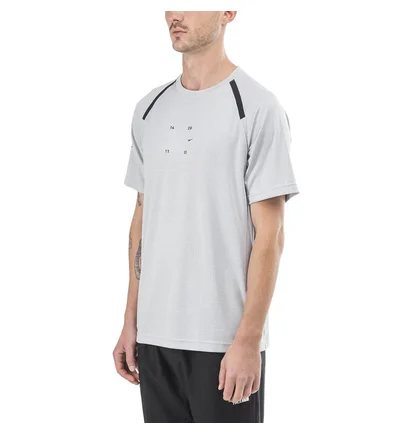 Nike Tech Pack T-Shirt (Grau)