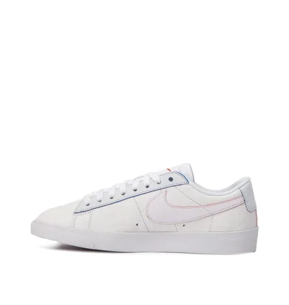Nike WMNS Blazer Low Triple White (Weiß)