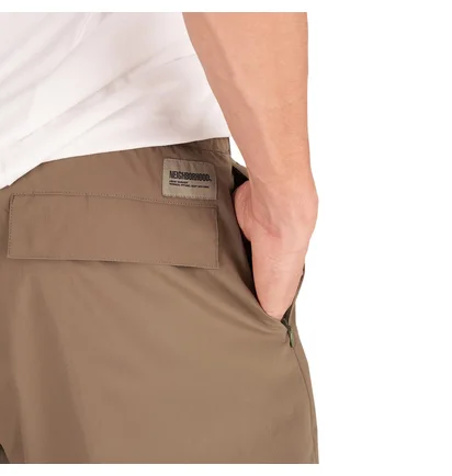 Neighborhood Multifunktions Shorts (Braun)