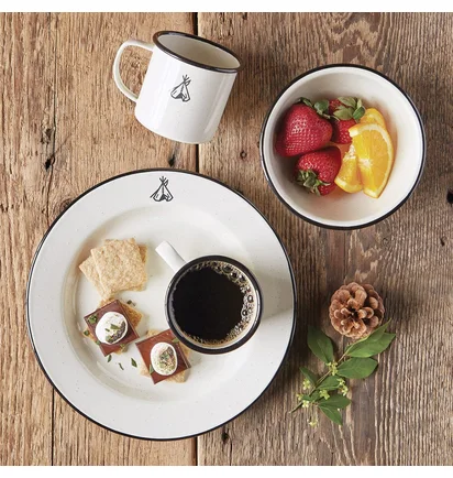 Pendleton Camp Enamelware Dishes (Weiß)
