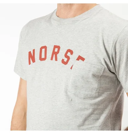 Norse Projects Niels Classic Ivy Logo (Grau)