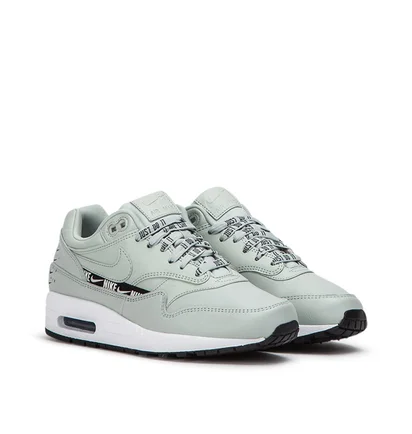 Nike WMNS Air Max 1 SE (Silber)