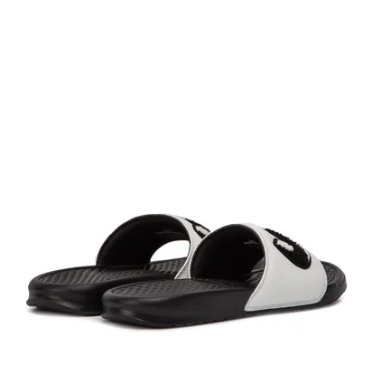 Nike Benassi JDI Chenille (Schwarz / Weiß)