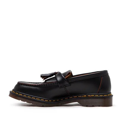 Dr. Martens Adrian Vintage Made in England Quilon Tassel Loafer (Schwarz)