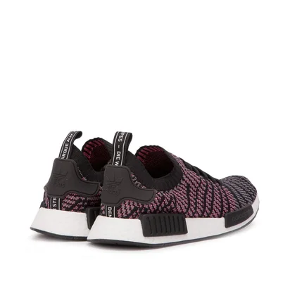 adidas NMD_R1 STLT PK 'Stealth Pack' (Schwarz / Weiß / Rosa)