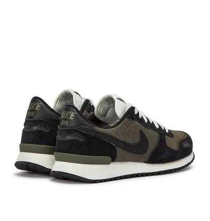 Nike Air Vortex (Schwarz / Olive)