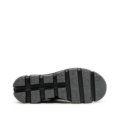 On WMNS Cloudaway (Schwarz)