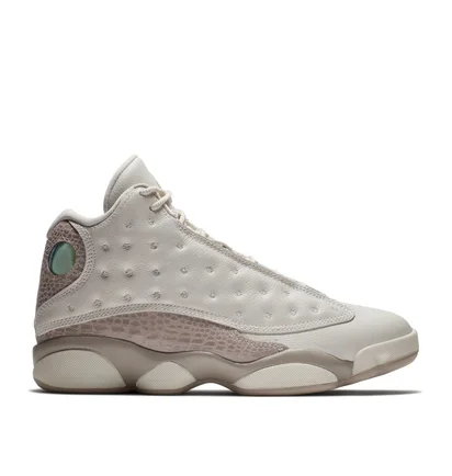 WMNS Air Jordan 13 Retro (Beige)