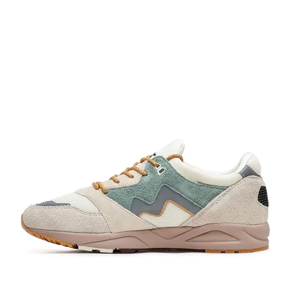 Karhu x MÖLKKY Aria 95 (Beige / Grün)