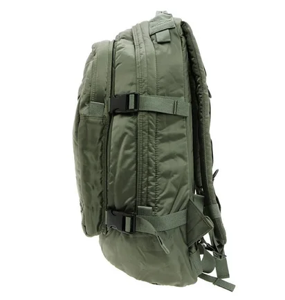Porter by Yoshida Tanker Day Pack (Schwarz)