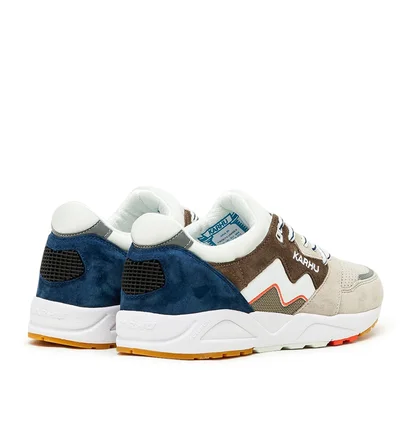Karhu Aria 95 'Pre-Spring Pack' (Braun / Beige)
