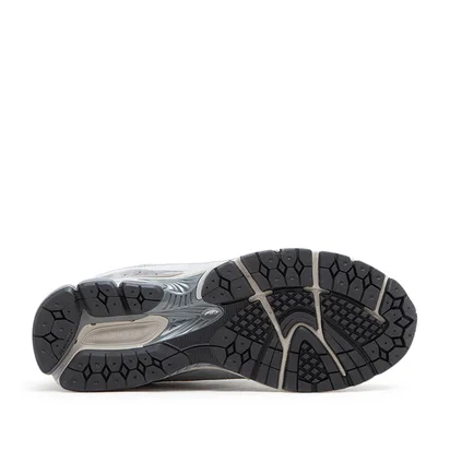 New Balance M2002RVC (Grau)