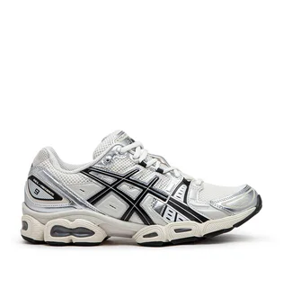 Asics Gel-Nimbus 9 (Creme / Schwarz / Silber)