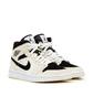 Air Jordan WMNS 1 Mid (Creme / Schwarz / Weiß)