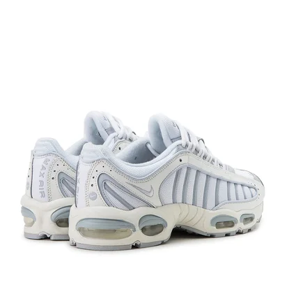 Nike Air Max Tailwind IV (Beige / Grau)
