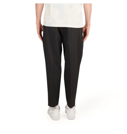 Neighborhood Tuck / E-PT (Schwarz)