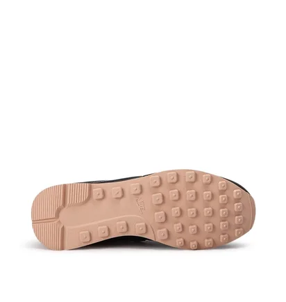 Nike WMNS Internationalist Premium (Schwarz / Nude)