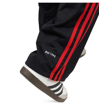 adidas x KORN Reversible Track Pants (Schwarz / Multi)