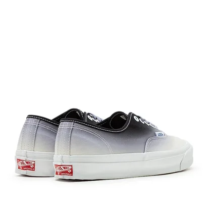 Vans Vault OG Authentic LX Dip Dye (Schwarz / Weiss)