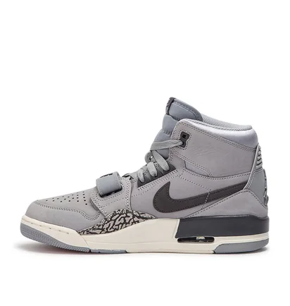 Nike Air Jordan Legacy 312 (Grau)