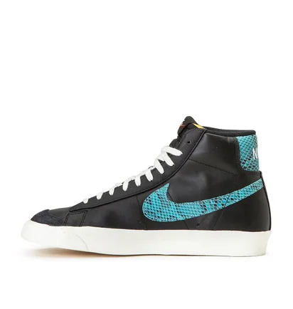 Nike Blazer Mid '77 Vintage Reptile (Schwarz)