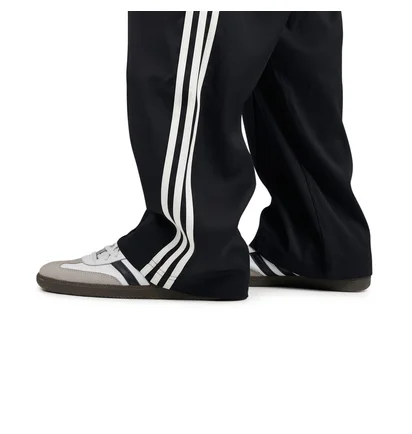 adidas Baggy Track Pants (Schwarz)