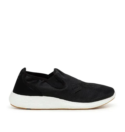 adidas x Human Made Pure Slip-On (Schwarz / Weiß)