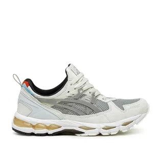 Asics x Awake NY GEL-KAYANO TRAINER 21 (Grau / Silber)
