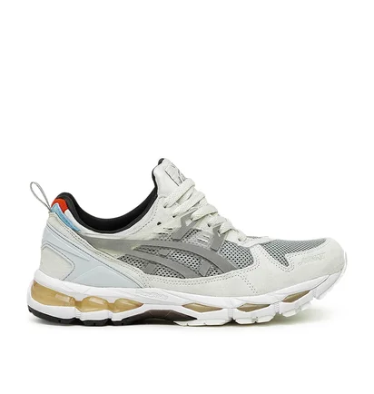 Asics x Awake NY GEL-KAYANO TRAINER 21 (Grau / Silber)