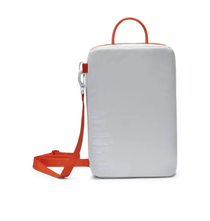 Nike Shoe Box Bag (Rot / Grau)