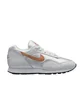 Nike WMNS Outburst (Weiß / Braun)