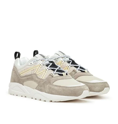 Karhu Fusion 2.0 (Beige / Weiß)