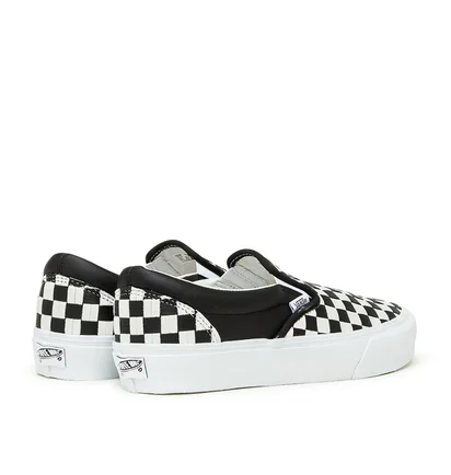 Vans Vault UA OG Slip-On LX (Schwarz)