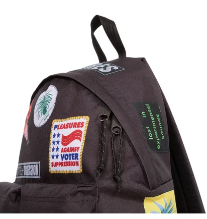 Eastpak x Pleasures Padded (Schwarz)