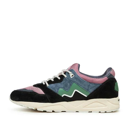 Karhu Aria 95 'Legend Collection' (Mauve / Schwarz)